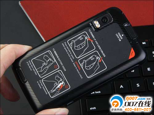 摩托双核破3K 月月数码周末促销