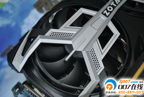 霸气外放 索泰GTX560Ti至尊版