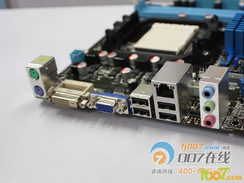 低端DDR3新品 华硕M4A78LT-M LE